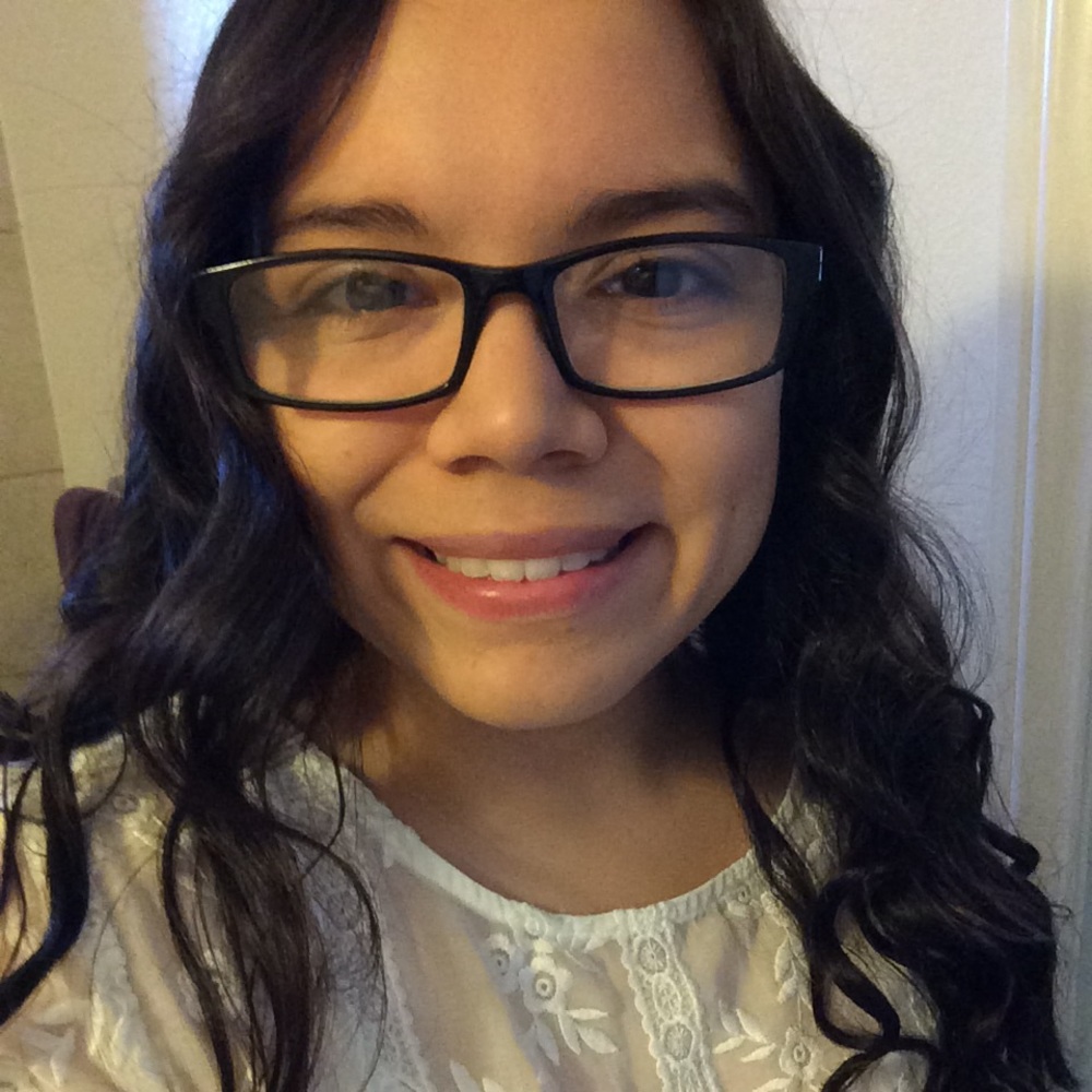 Meet your Posher, Stephanie